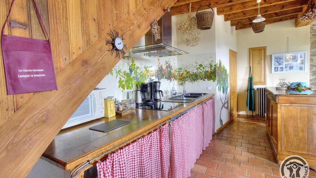 Photo of Kitchen in Quincie-en-Beaujolais