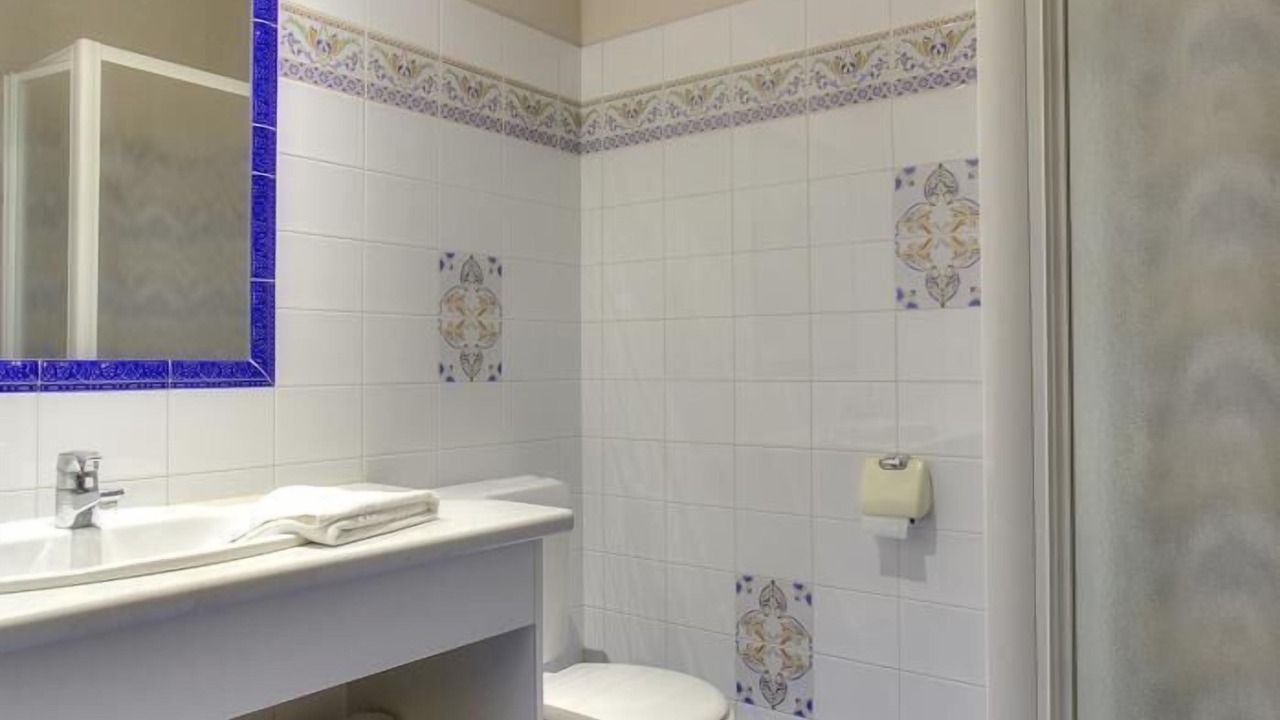 Photo of Bathroom in Quincie-en-Beaujolais