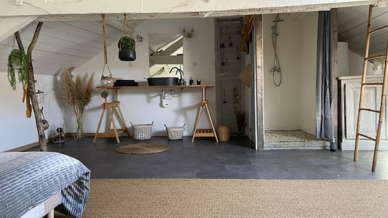 Photo of Bedroom in Louhans