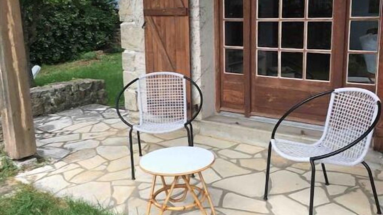 Photo of Patio Balcony in Saint-Pierre-du-Champ