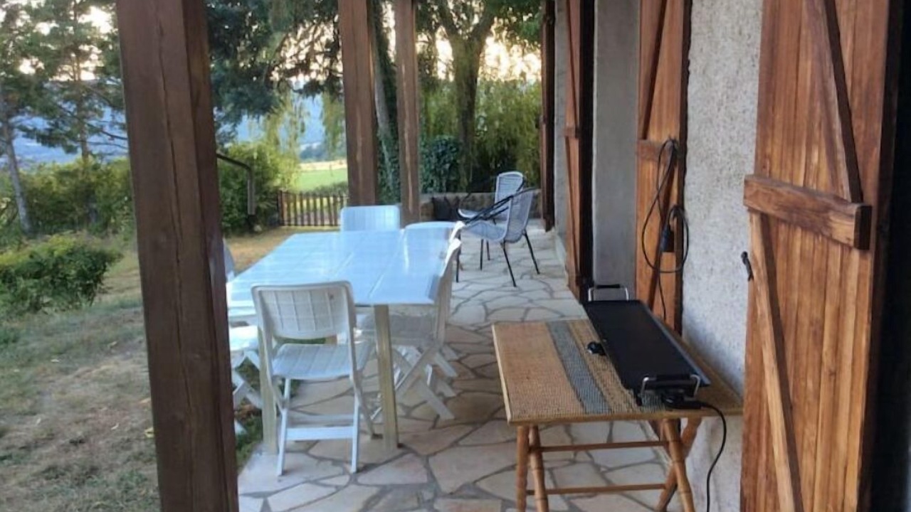 Photo of Outdoor in Saint-Pierre-du-Champ