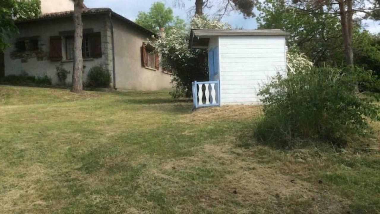 Photo of Outdoor in Saint-Pierre-du-Champ