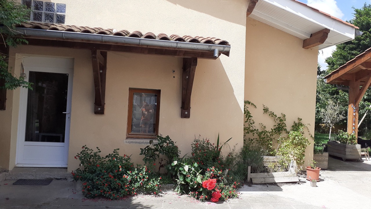 Photo of Outdoor in Aulhat-Flat