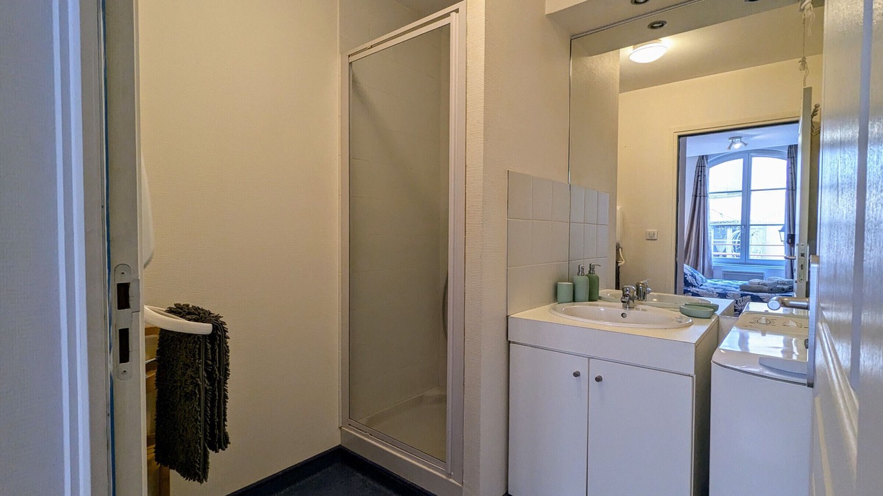 Photo of Bathroom in Le Puy-en-Velay