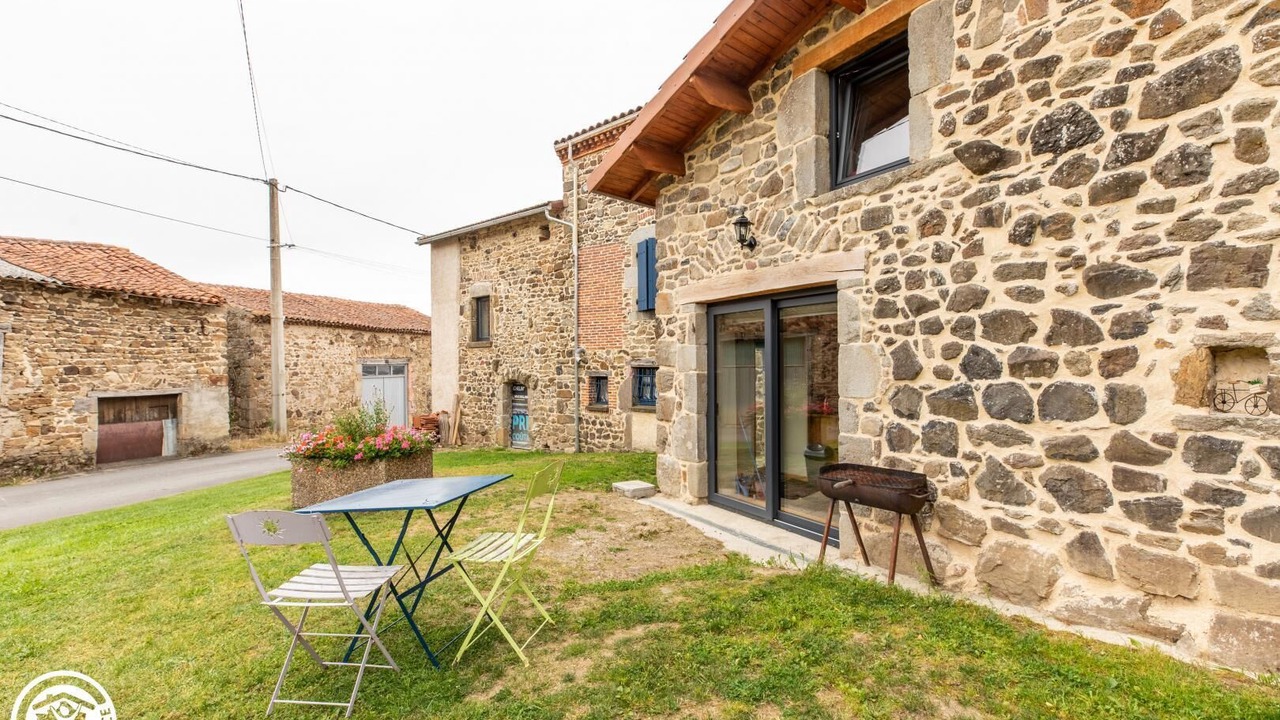 Photo of Outdoor in Manglieu