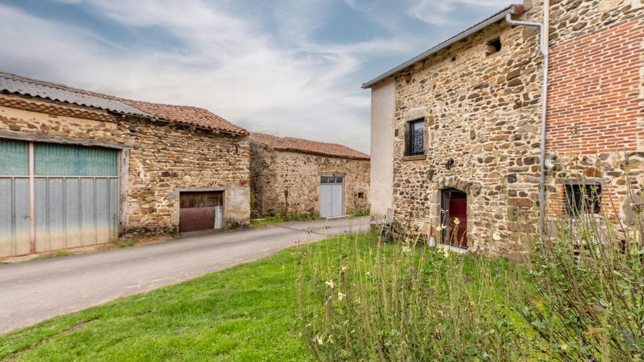 Photo of Outdoor in Manglieu