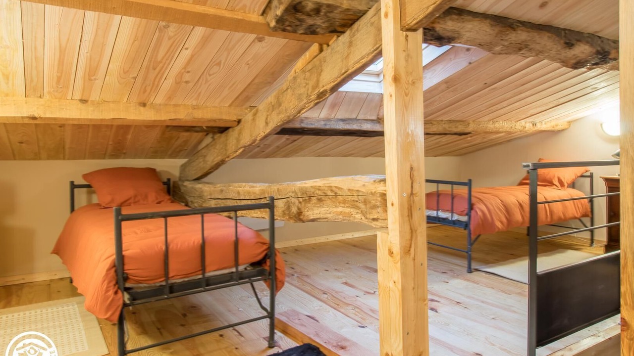 Photo of Bedroom in Manglieu