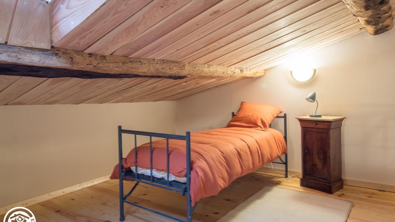 Photo of Bedroom in Manglieu