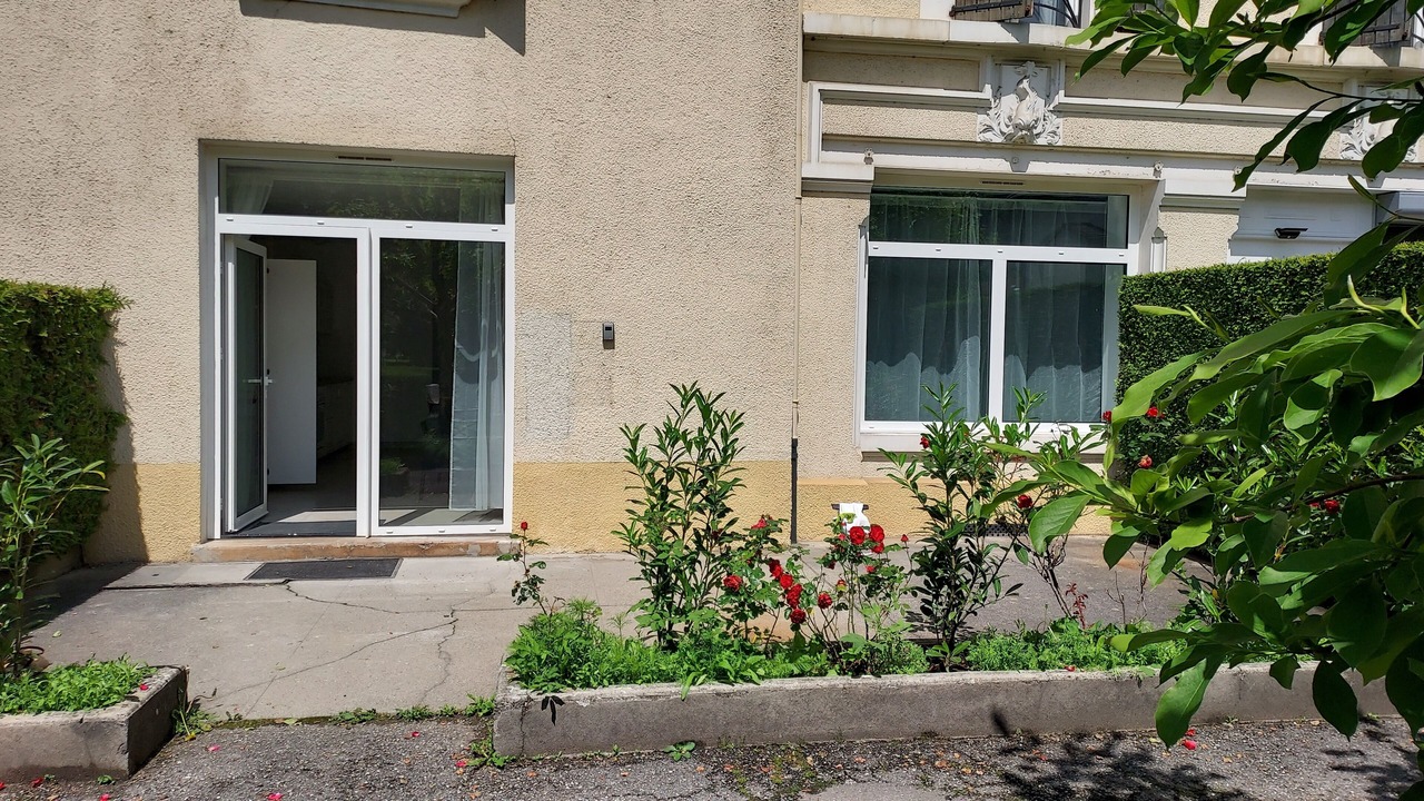 Photo of Outdoor in Vaulnaveys-le-Haut