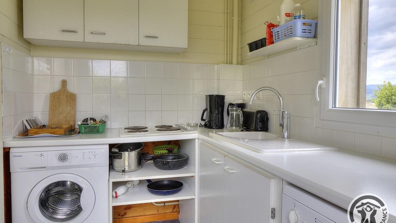 Photo of Kitchen in Saint Jacques des Arrets