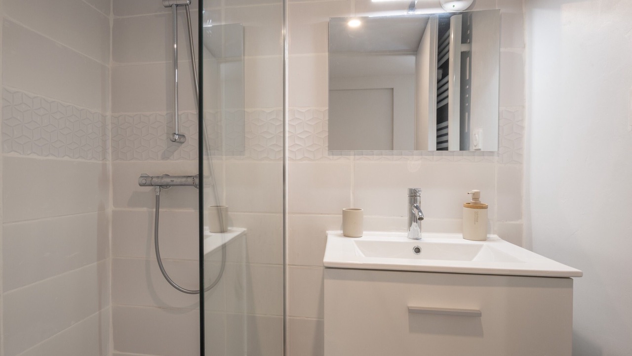 Photo of Bathroom in Vesseaux