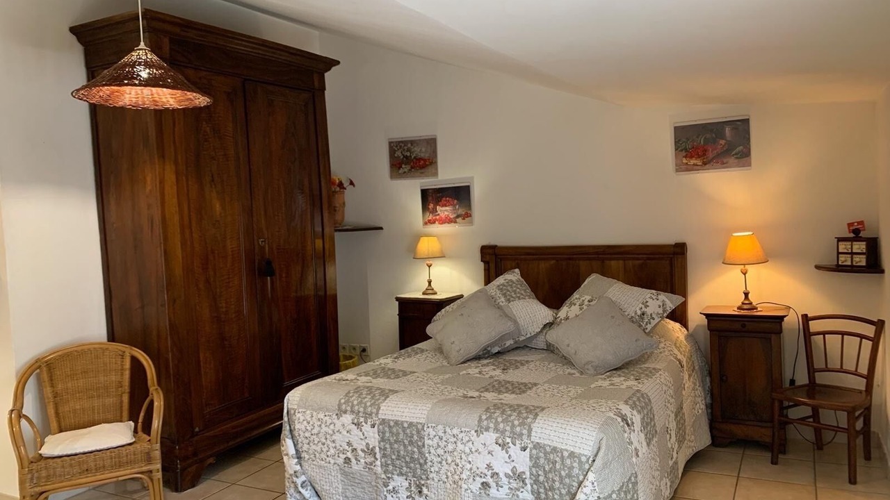 Photo of Bedroom in Venasque