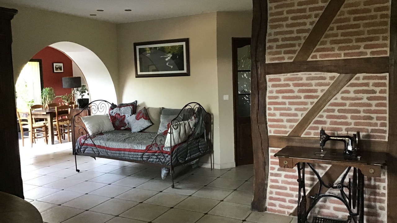 Photo of Livingroom in Froideville