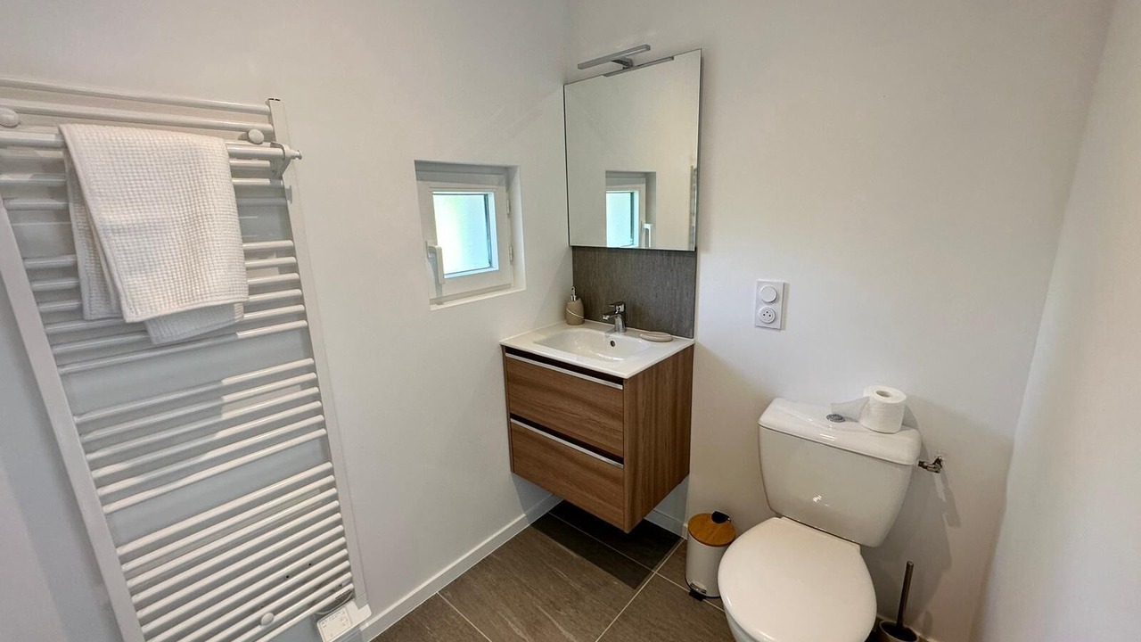 Photo of Bathroom in Charlieu-Belmont