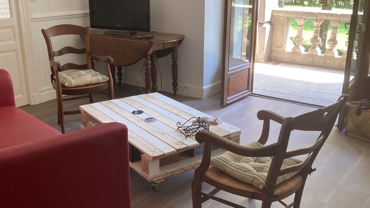 Photo of Livingroom in Neussargues-Moissac