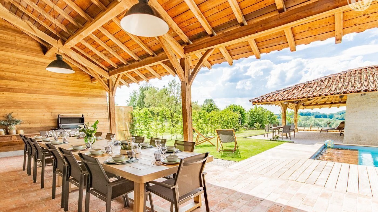 Photo of Outdoor in Dommartin-les-Cuiseaux