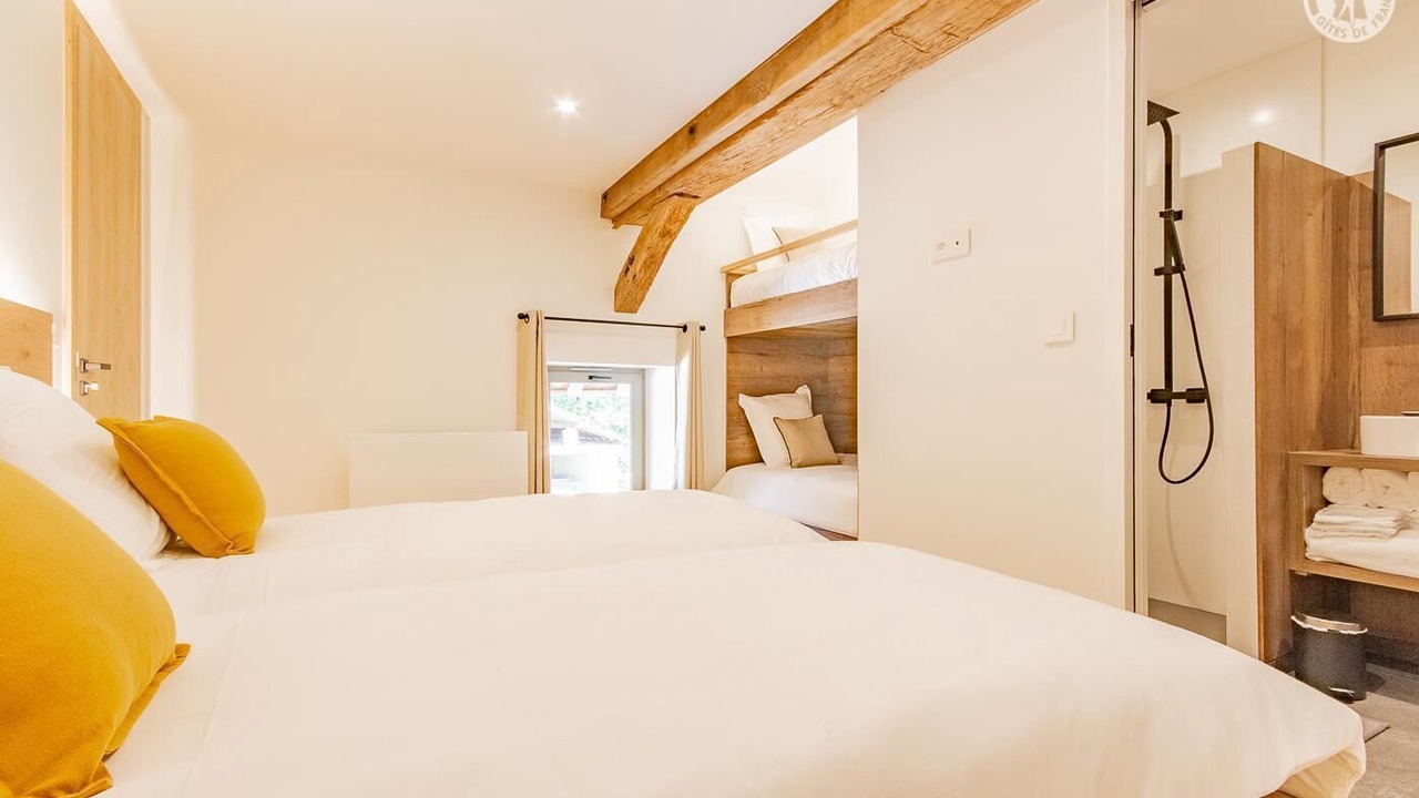 Photo of Bedroom in Dommartin-les-Cuiseaux