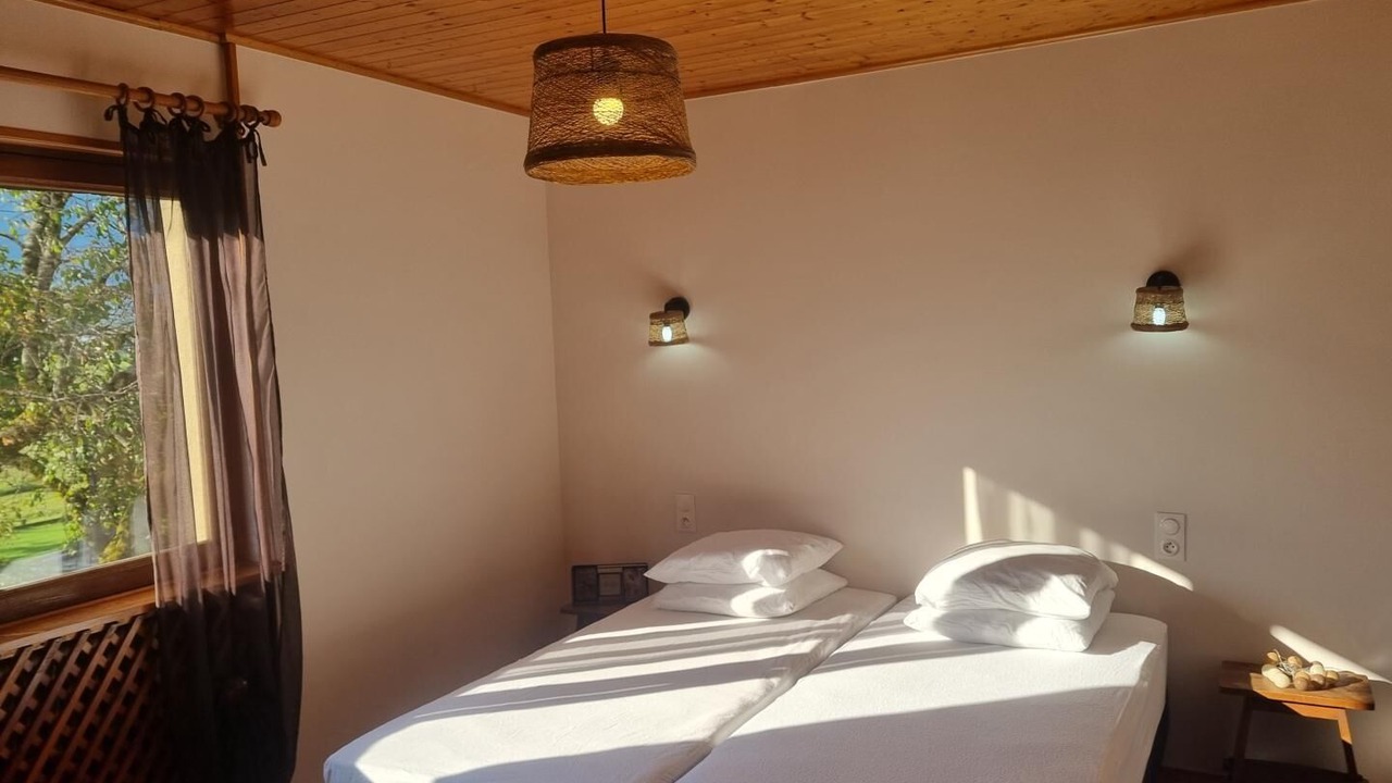 Photo of Bedroom in Gilly-sur-Isere