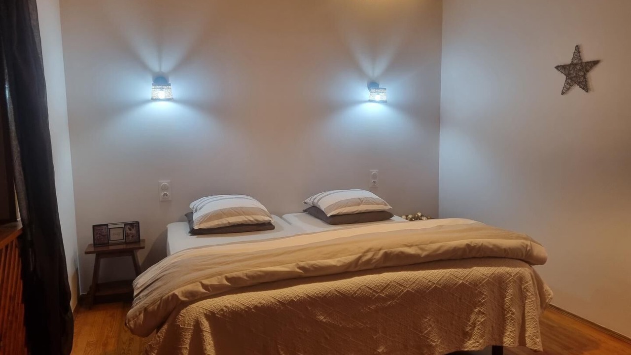 Photo of Bedroom in Gilly-sur-Isere