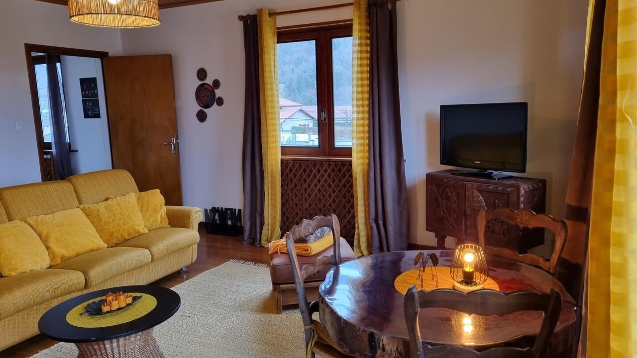 Photo of Livingroom in Gilly-sur-Isere