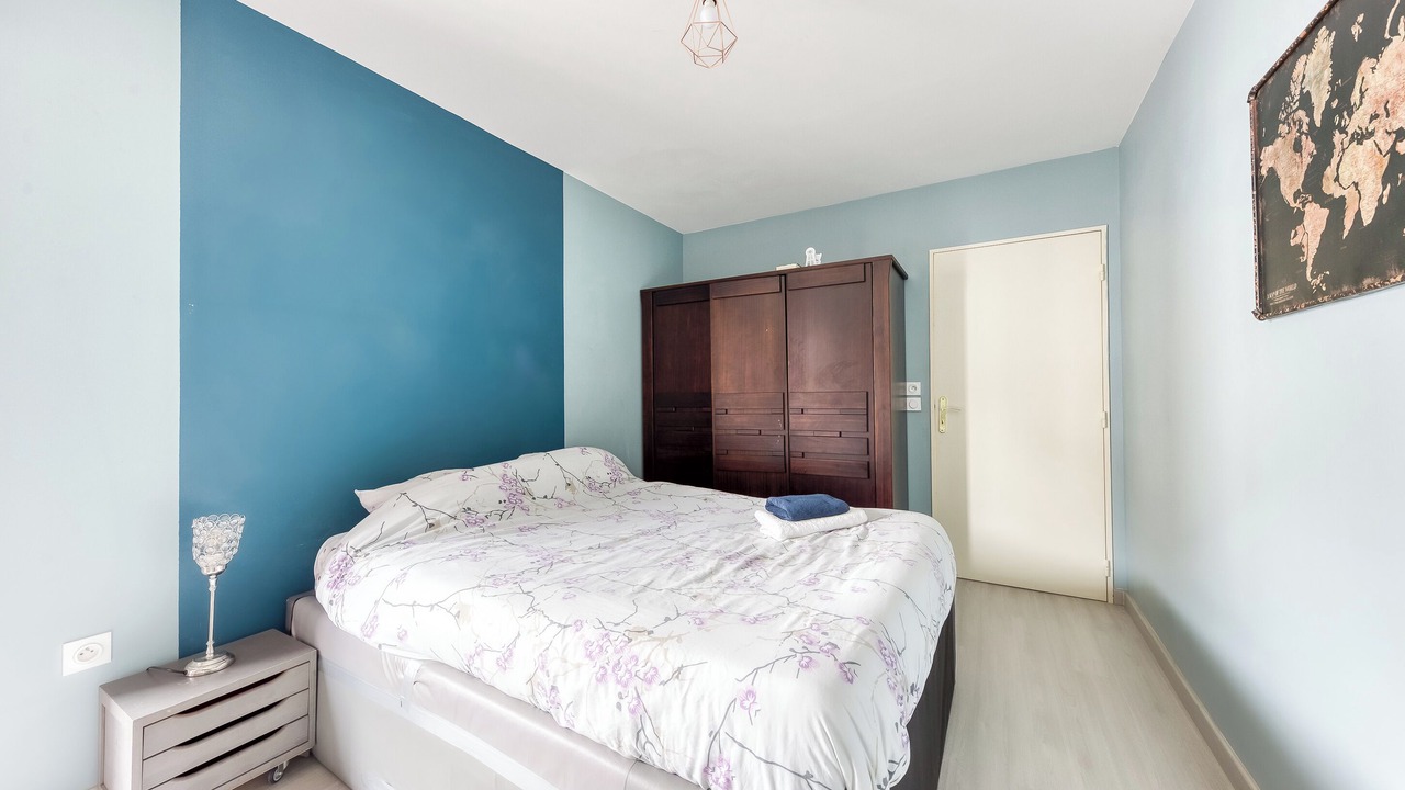 Photo of Bedroom in Orly