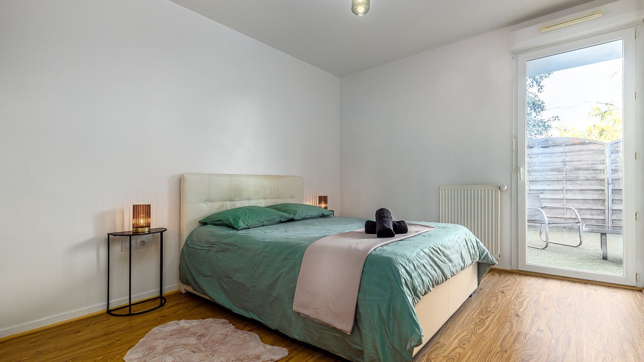 Photo of Bedroom in Orly