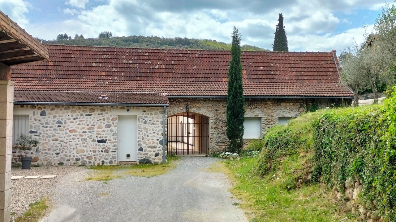 Photo of Outdoor in Pont-de-Labeaume