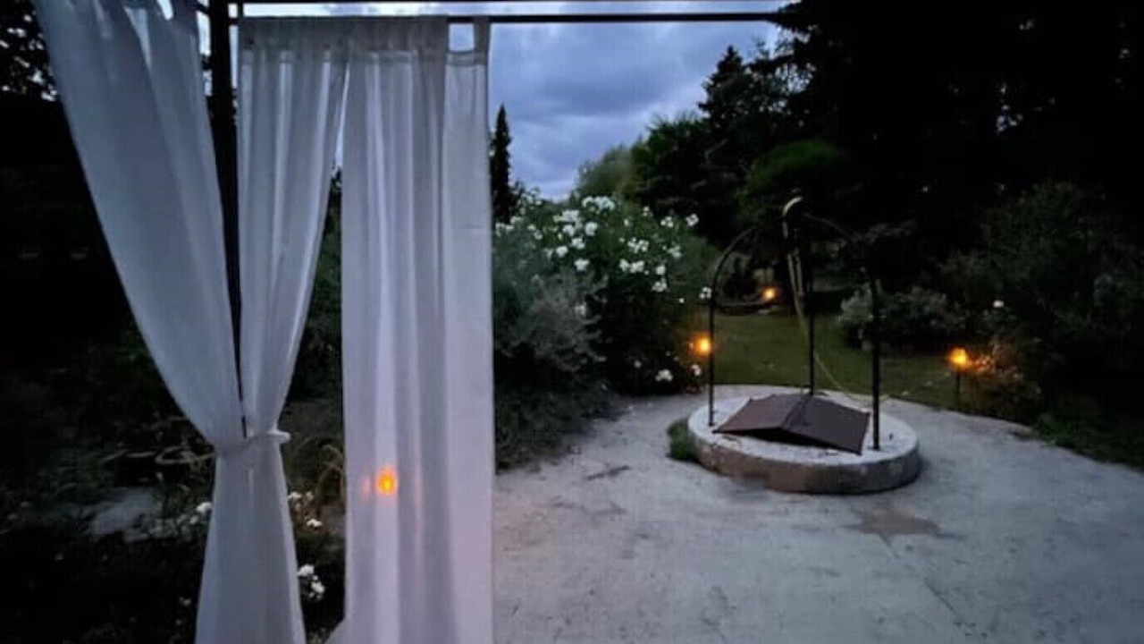 Photo of Patio Balcony in Izieu