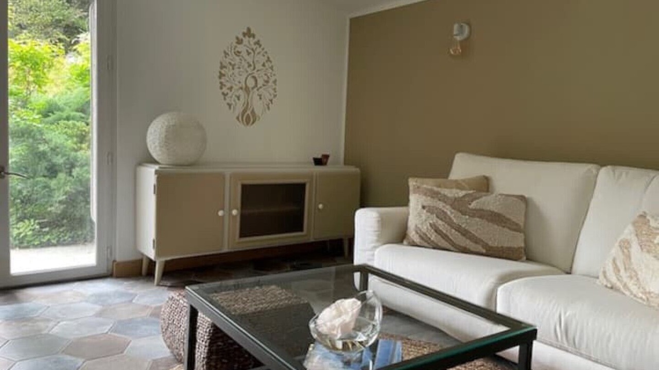 Photo of Livingroom in Izieu
