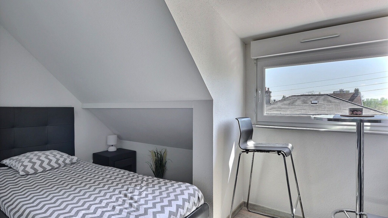 Photo of Bedroom in Exincourt