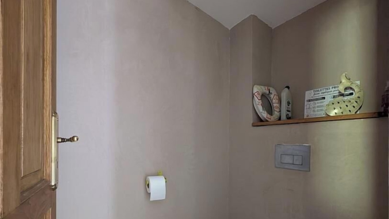 Photo of Bathroom in Vernay