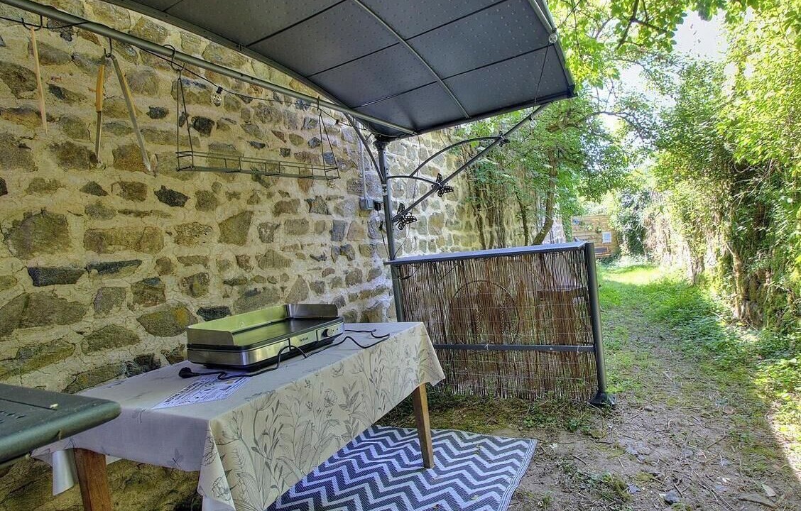 Photo of Outdoor in Vernay