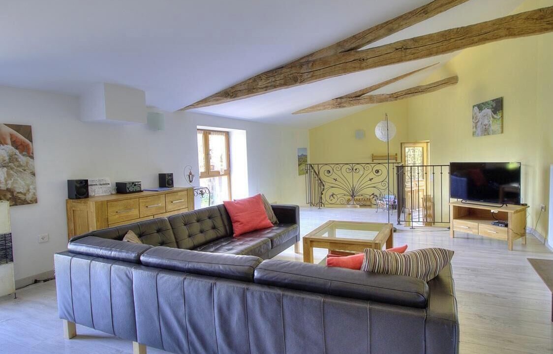 Photo of Livingroom in Vernay