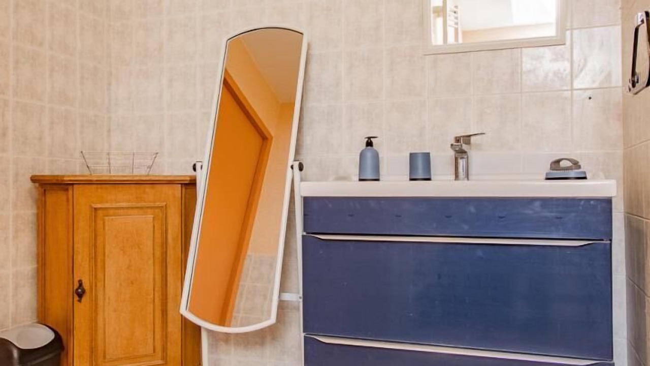 Photo of Bathroom in Chenoves