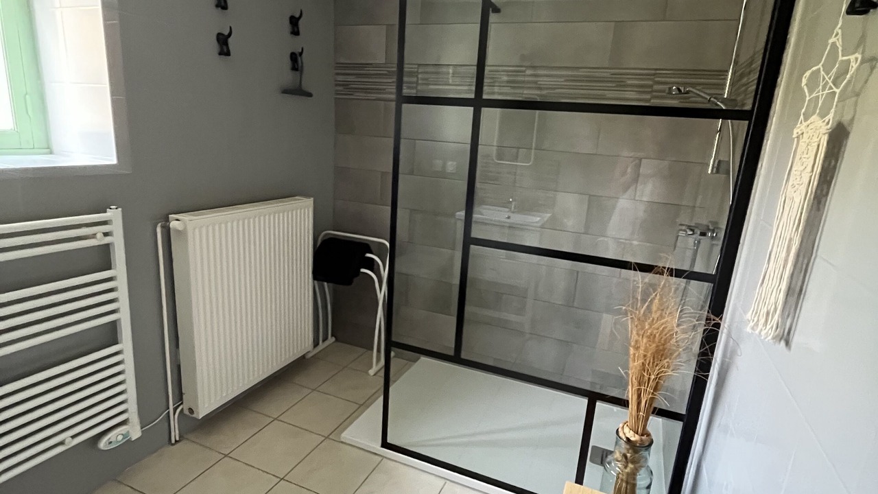 Photo of Bathroom in Saint-Marcelin-de-Cray
