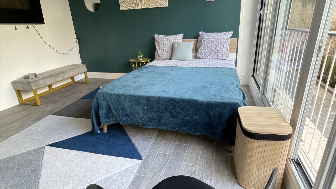 Photo of Bedroom in Antony