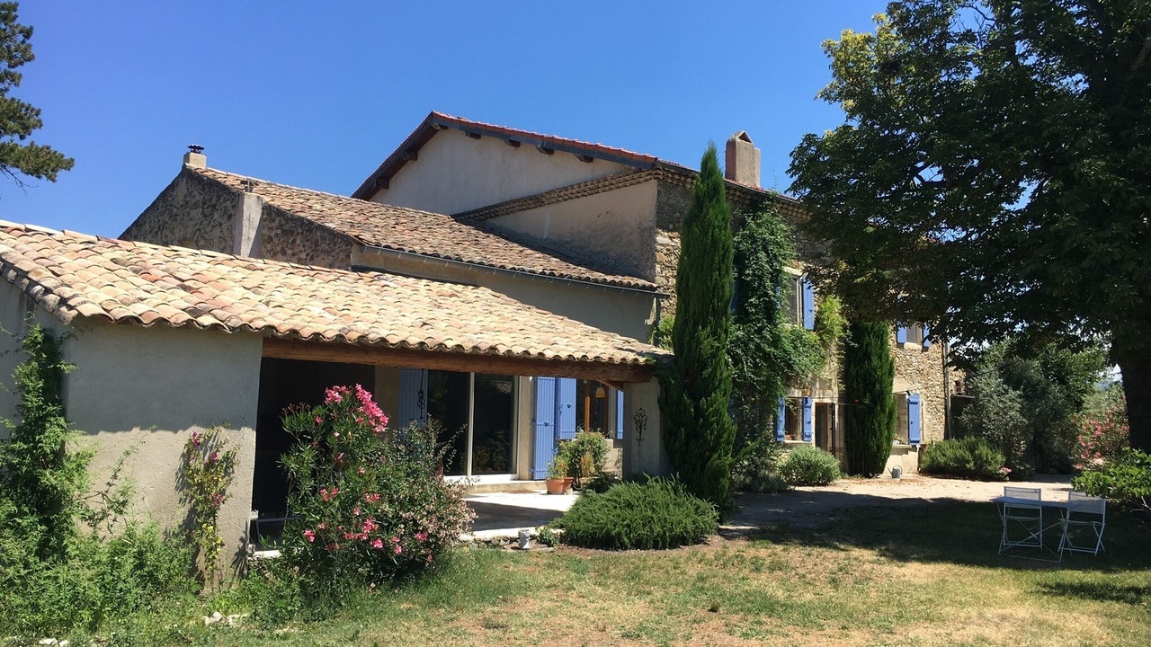Photo of Outdoor in Charols