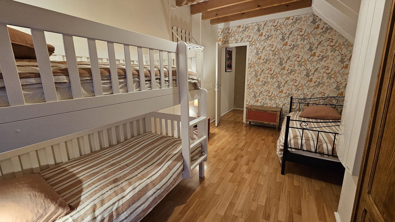 Photo of Bedroom in Vault-de-Lugny