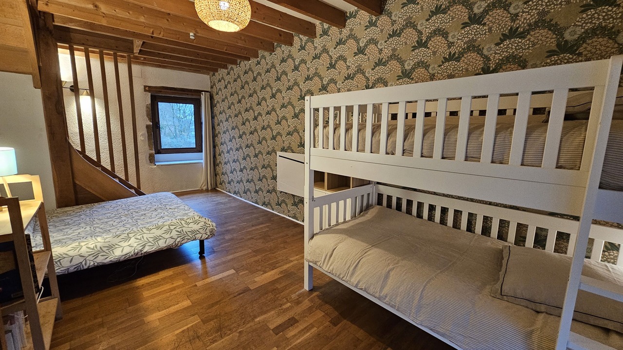 Photo of Bedroom in Vault-de-Lugny
