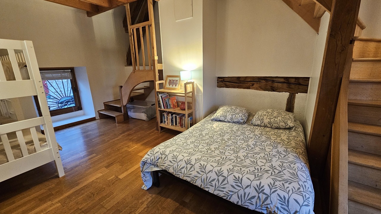 Photo of Bedroom in Vault-de-Lugny