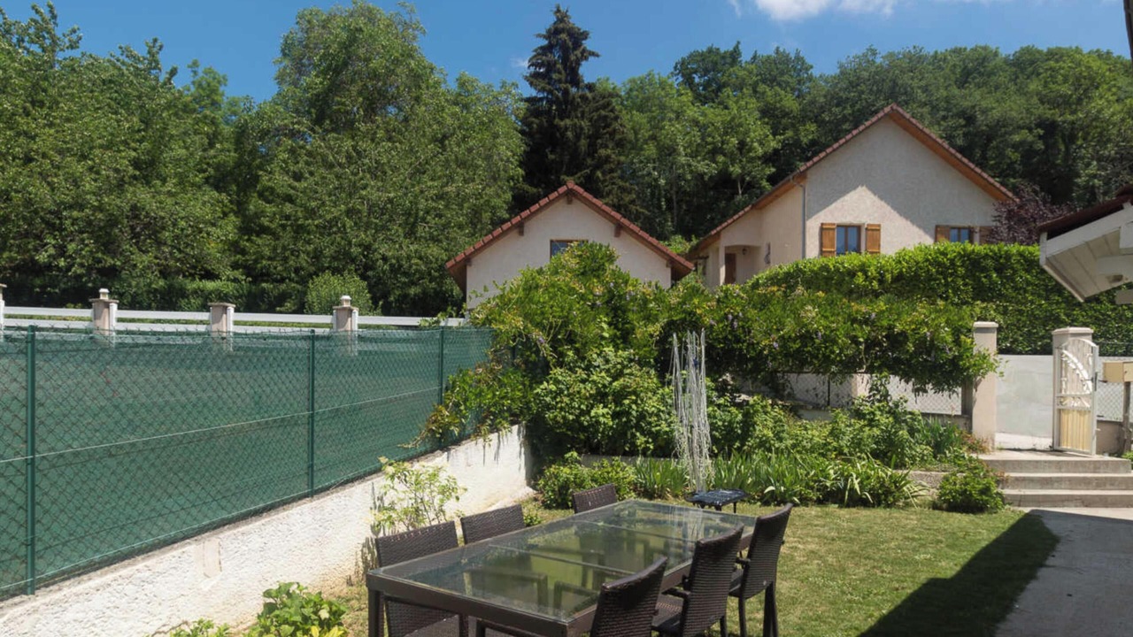 Photo of Outdoor in La Motte-d'Aveillans