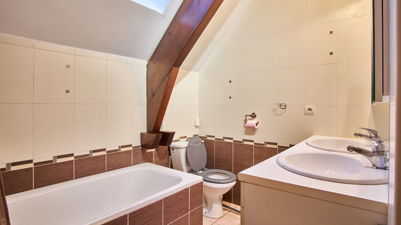Photo of Bathroom in La Motte-d'Aveillans