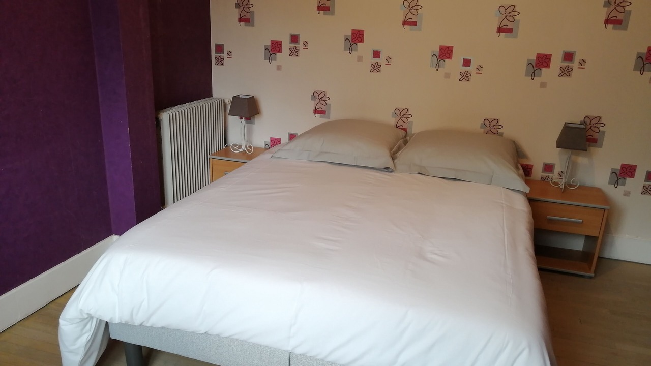 Photo of Bedroom in Champagnole