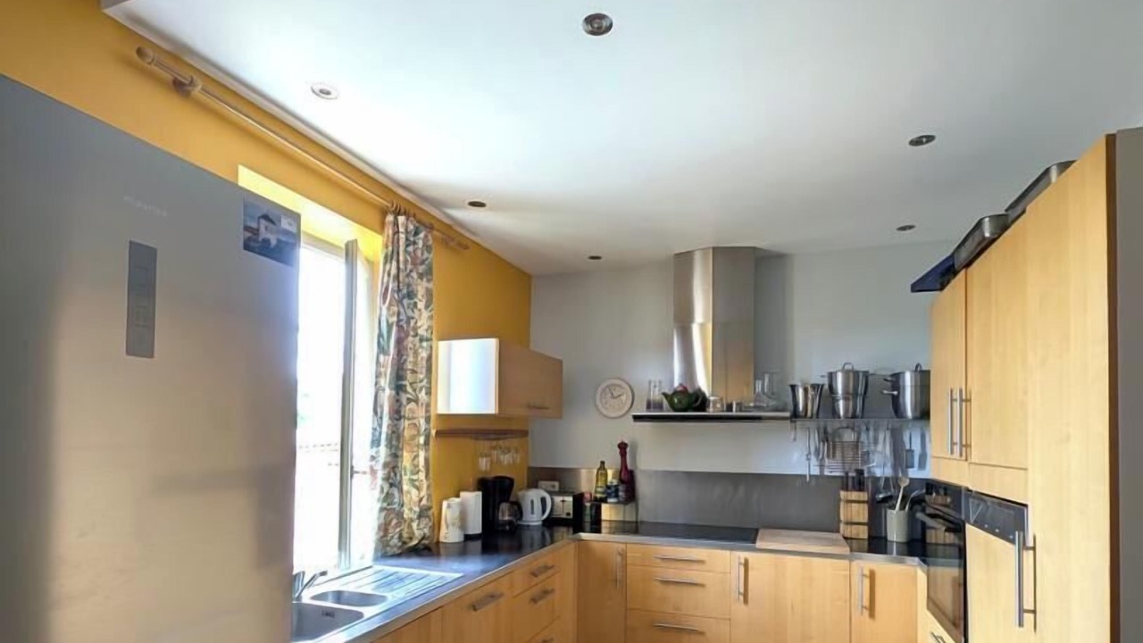 Photo of Kitchen in Regnie-Durette