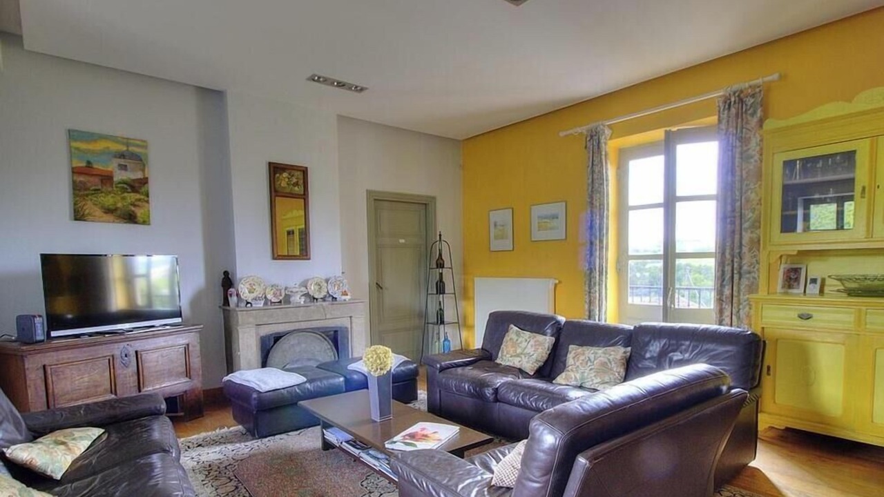 Photo of Livingroom in Regnie-Durette