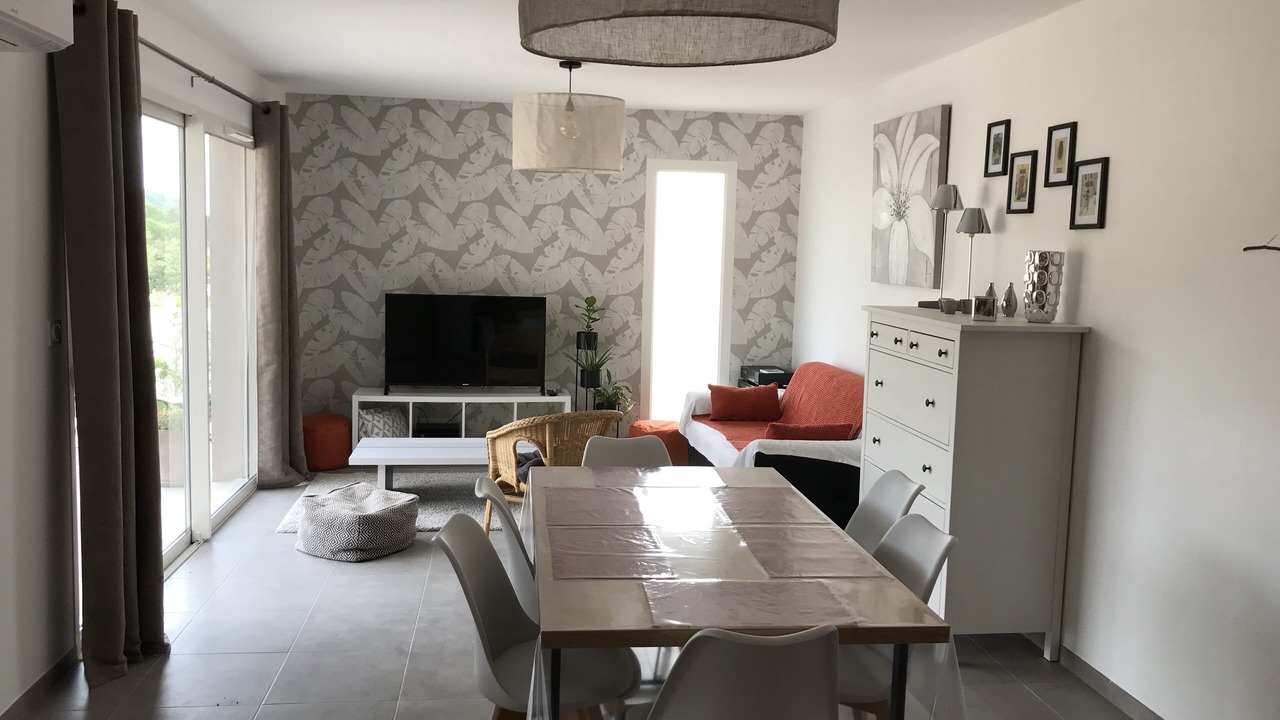 Photo of Livingroom in Malemort-du-Comtat