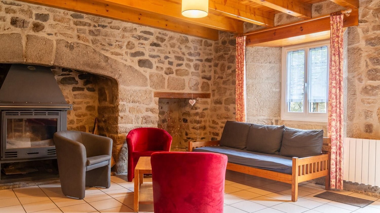 Photo of Livingroom in Chaulhac