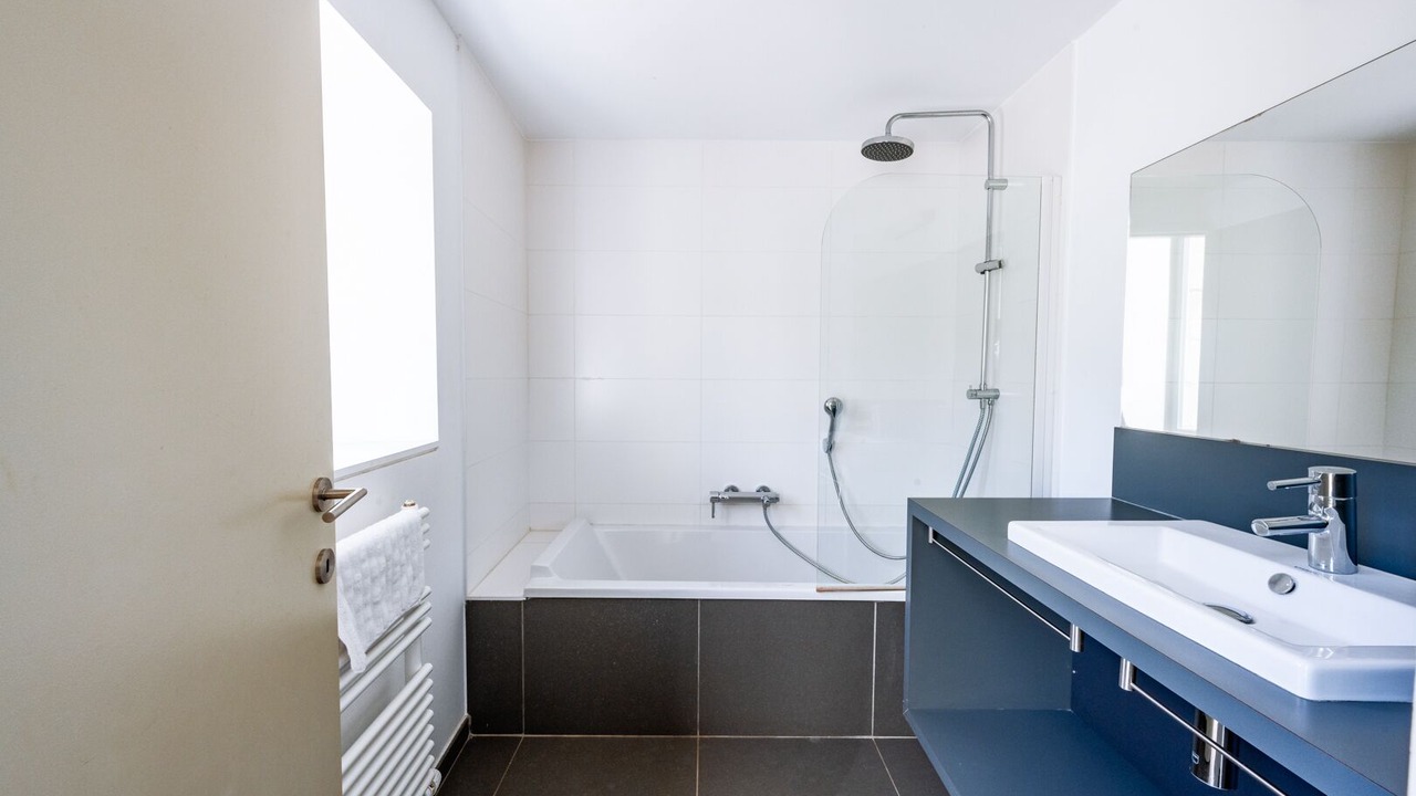 Photo of Bathroom in Crupies