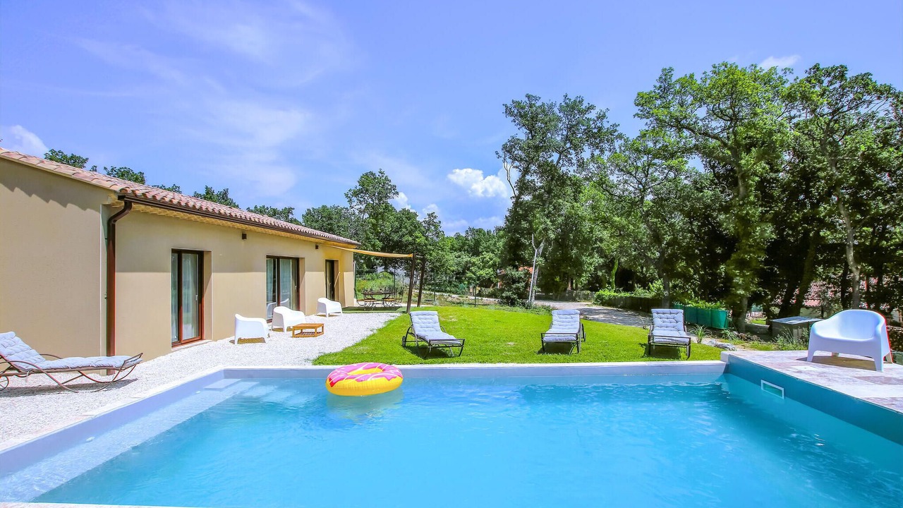 Photo of Outdoor in Grignan