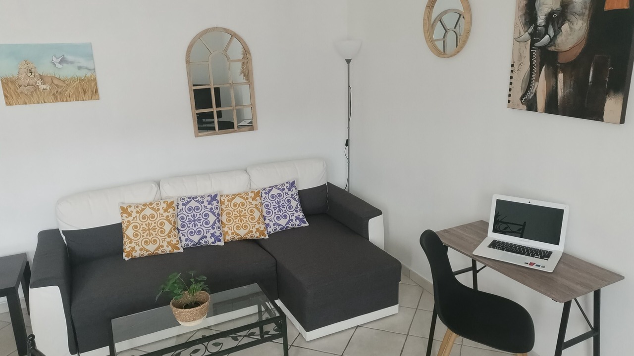 Photo of Livingroom in Paroisse Saint-Vincent-de-Paul